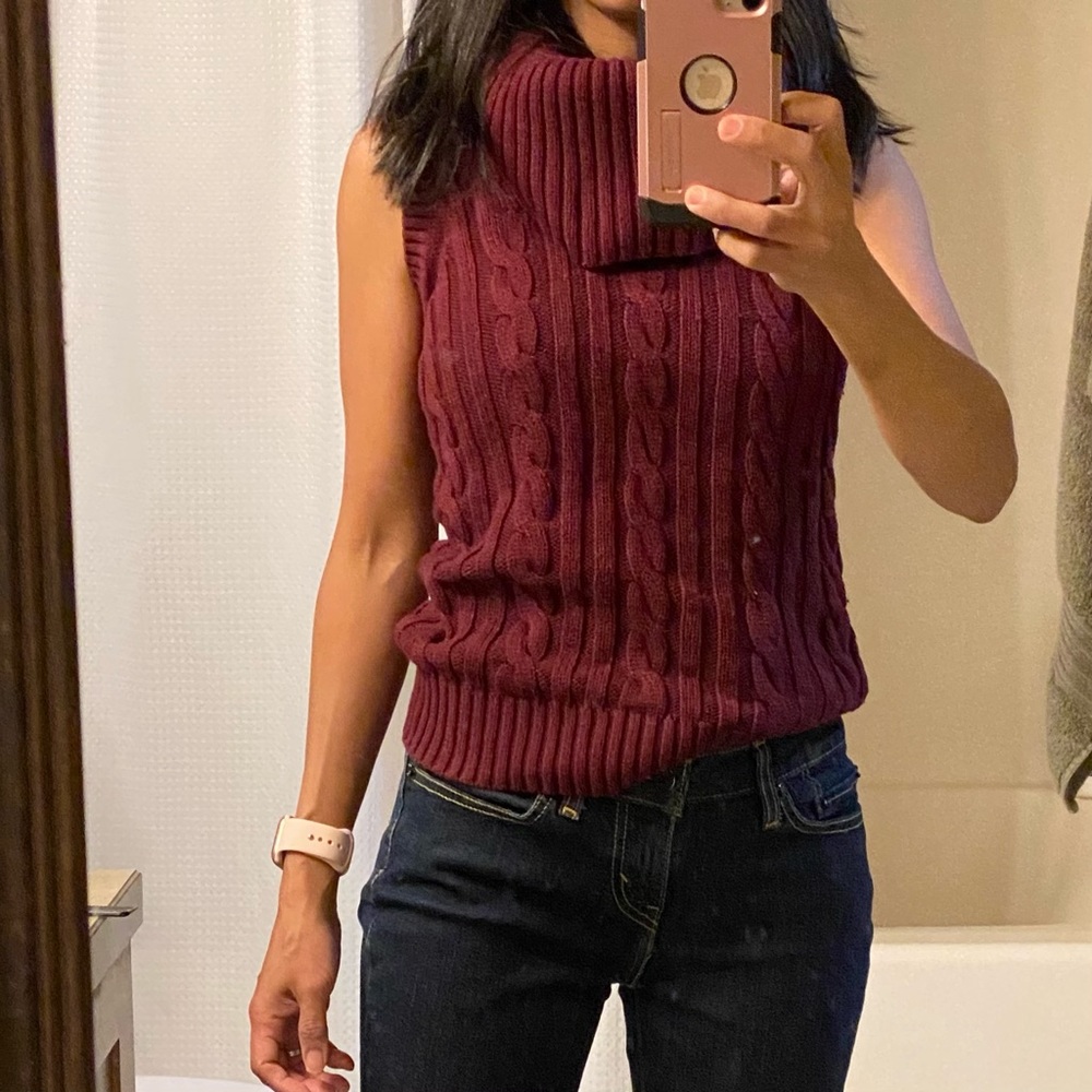 Banana Republic Sleeveless Cable Knit Cowl Sweater